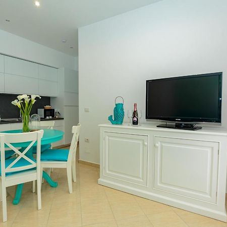 Holiday House Solemare Orikum Esterno foto