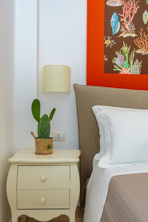 Holiday House Solemare Orikum Esterno foto